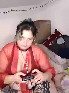 Snapshot of LadyRochester chatting on January 11, 10:51 pm LadyRochester online show from January 11, 10:51 pm