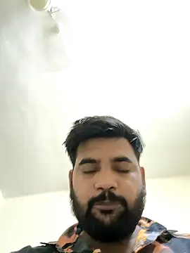 Snapshot of The_Big_Loin_ chatting on January 22, 2:56 pm The Big Loin online show from January 22, 2:56 pm