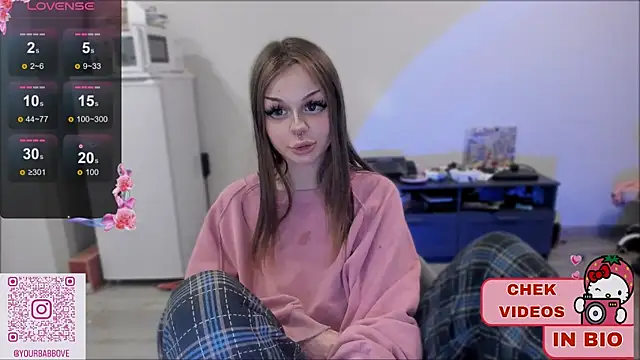 Snapshot of shy_melony chatting on February 14, 5:14 pm shy melony online show from February 14, 5:14 pm