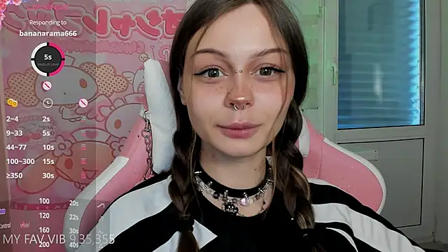 shy melony online show from March 22, 3:15 pm