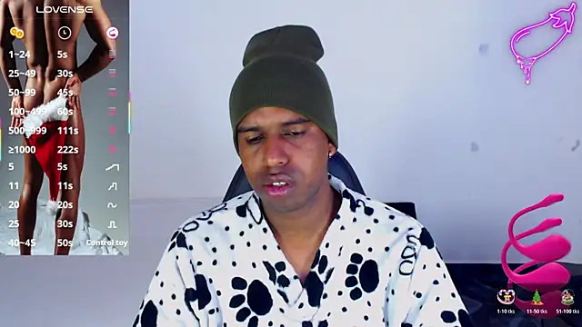 Snapshot of mrjhon26 chatting on November 26, 1:06 am mrjhon26 online show from November 26, 1:06 am