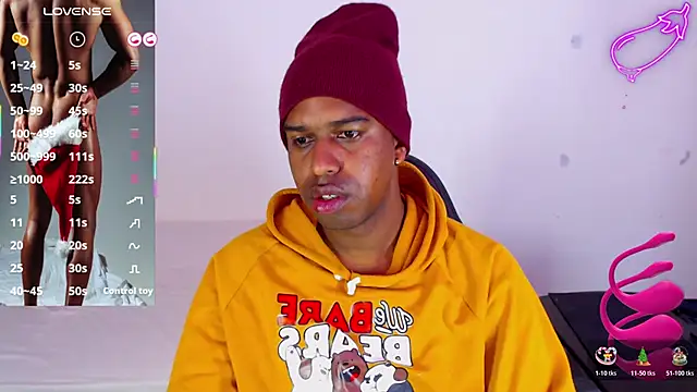 Snapshot of mrjhon26 chatting on December 3, 12:47 pm mrjhon26 online show from December 3, 12:47 pm