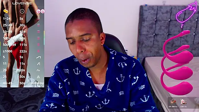 Snapshot of mrjhon26 chatting on December 16, 3:00 am mrjhon26 online show from December 16, 3:00 am