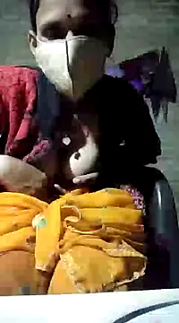Snapshot of Poonam-bab chatting on December 19, 4:02 pm Poonam-bab online show from December 19, 4:02 pm