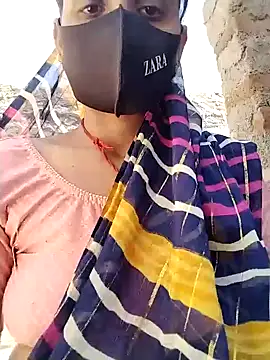 Snapshot of Poonam-bab chatting on March 6, 7:14 am Poonam-bab online show from March 6, 7:14 am