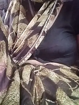 Snapshot of Poonam-bab chatting on July 25, 9:51 am Poonam-bab online show from July 25, 9:51 am