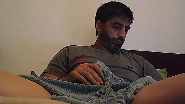 Snapshot of ozzypsico13 chatting on September 23, 2:14 am ozzypsico13 online show from September 23, 2:14 am