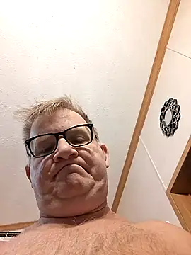 J83560Jason online show from October 31, 11:44 am