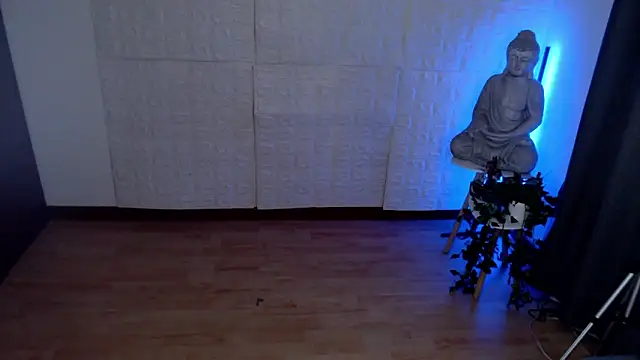 GODDESS EVANS online show from February 5, 11:28 pm