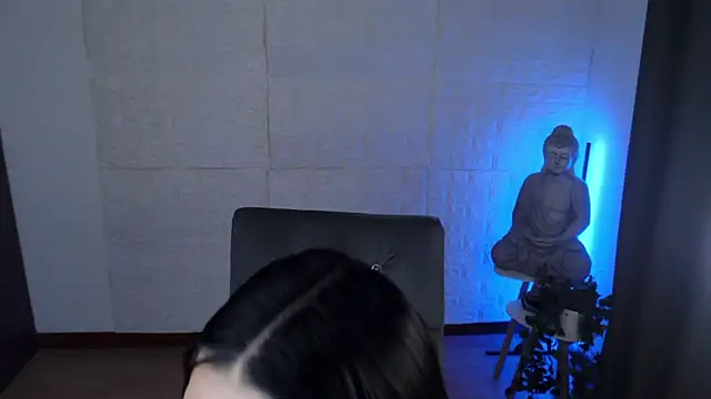 GODDESS EVANS online show from March 12, 1:36 am