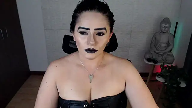 GODDESS EVANS online show from February 26, 11:04 pm