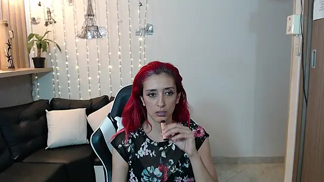 Snapshot of Ruby_Your_Milf chatting on January 30, 11:24 pm Ruby Your Milf online show from January 30, 11:24 pm