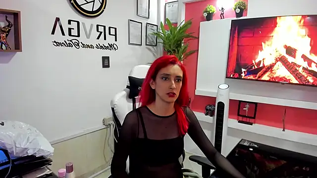 Snapshot of Ruby_Your_Milf chatting on February 24, 9:31 pm Ruby Your Milf online show from February 24, 9:31 pm