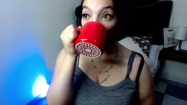 loren tits24 online show from June 12, 11:03 pm