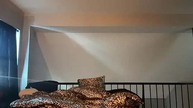 babybimbo online show from February 9, 5:17 pm