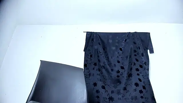 Snapshot of brant_garciabbc chatting on January 14, 2:00 pm brant garciabbc online show from January 14, 2:00 pm