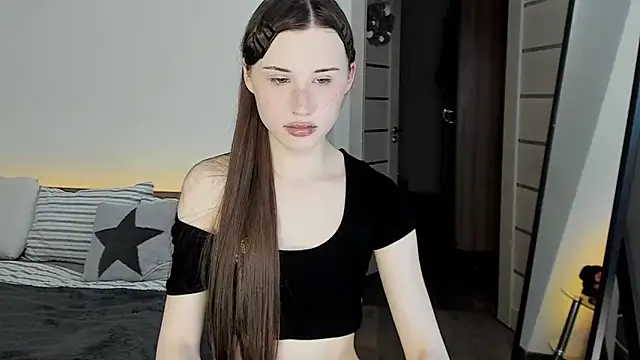 Snapshot of Stella_Sunny chatting on June 18, 12:55 am Stella Sunny online show from June 18, 12:55 am