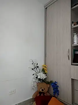 natalie cowens online show from October 23, 3:00 pm