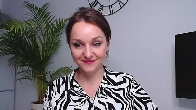 AliciaDesire online show from January 8, 10:59 am