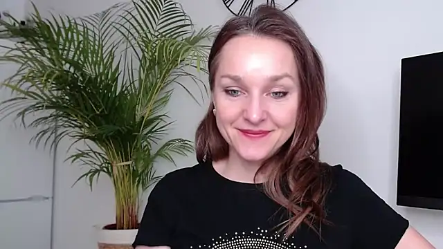 AliciaDesire online show from February 10, 2:59 pm