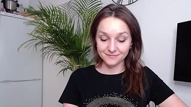 AliciaDesire online show from February 19, 3:16 pm