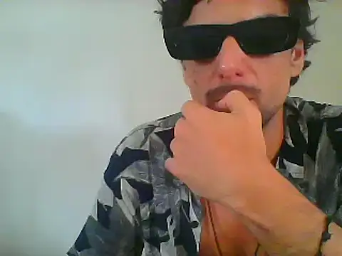 couplemilk online show from January 19, 10:28 am