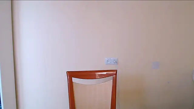 Cutesweetheart online show from April 7, 9:21 am