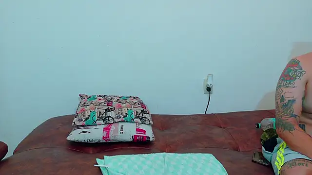 clydexxxbunny online show from December 22, 7:54 am