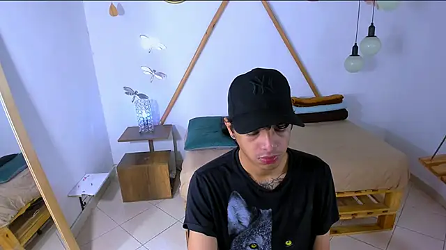 Brand habes online show from October 15, 1:33 pm