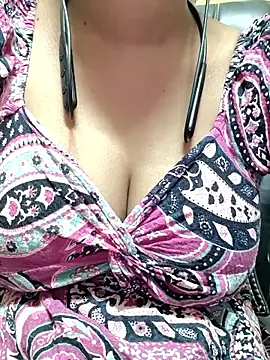 Anjali cute-Pondati online show from February 18, 1:01 am