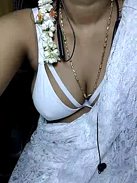 Snapshot of Anjali_cute-Pondati chatting on July 10, 2:05 am Anjali cute-Pondati online show from July 10, 2:05 am