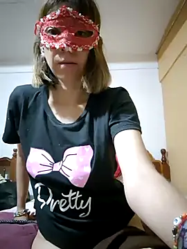 Lunababymylove online show from December 26, 7:49 pm