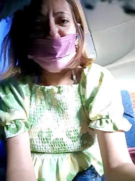 Lunababymylove online show from February 8, 9:36 pm