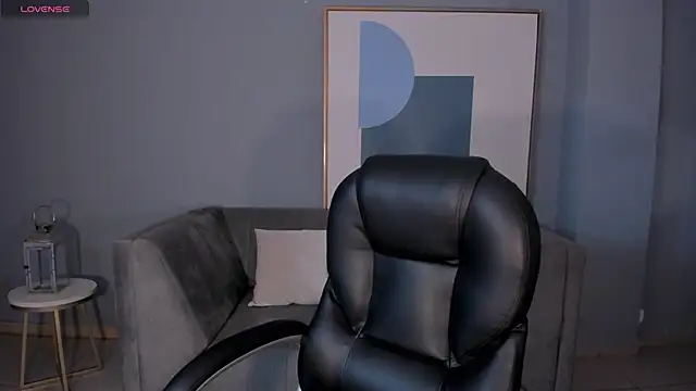 DolcieElliot online show from December 30, 11:48 am