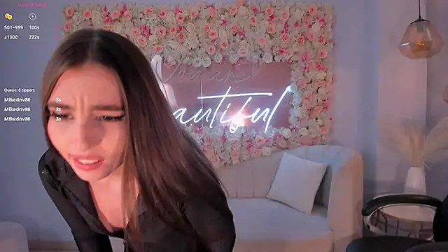 DolcieElliot online show from January 7, 5:31 pm