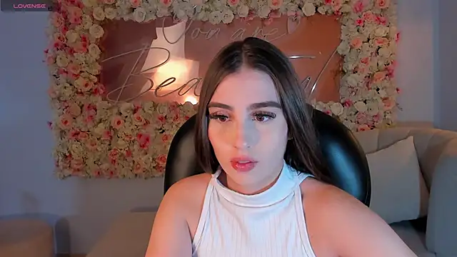 DolcieElliot online show from January 14, 12:24 pm