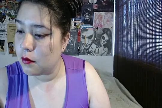 LennaTurnerr online show from April 24, 7:38 pm