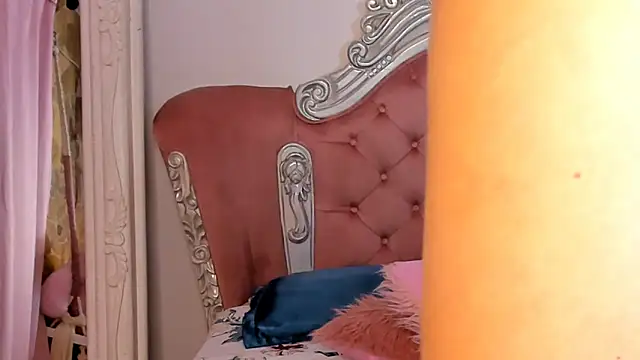 Snapshot of AngelineConnor chatting on January 30, 12:18 am AngelineConnor online show from January 30, 12:18 am