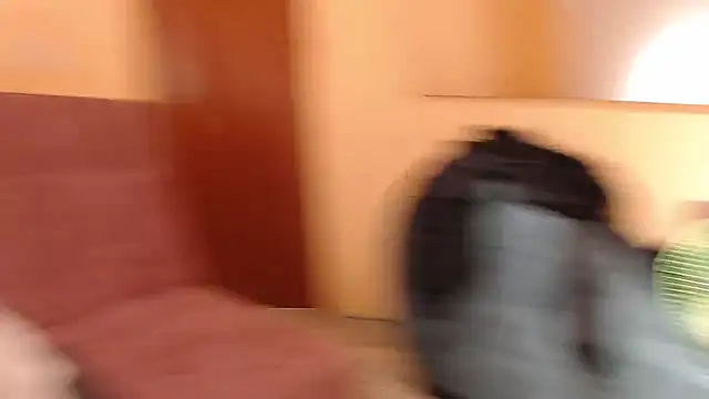 Snapshot of ling_ling24 chatting on October 13, 3:39 am ling ling24 online show from October 13, 3:39 am