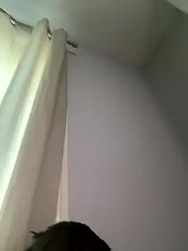 Billyval98xh online show from April 18, 6:45 pm