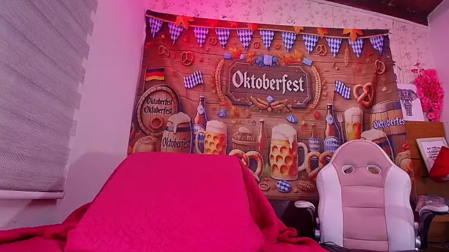 nata luna online show from September 26, 7:18 pm