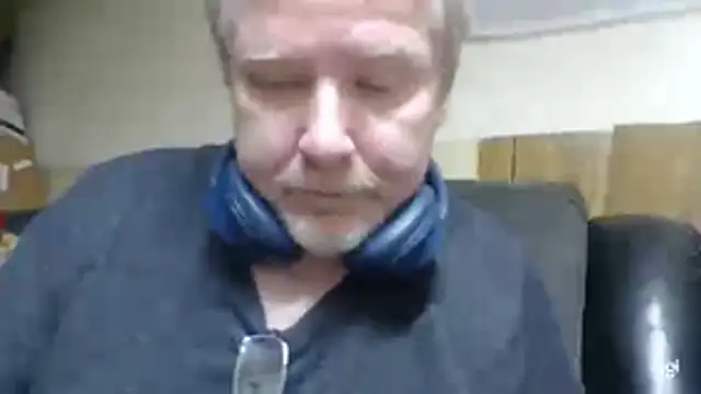 Snapshot of BrisonChase chatting on June 29, 8:42 am BrisonChase online show from June 29, 8:42 am