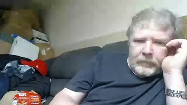 Snapshot of BrisonChase chatting on July 20, 4:42 pm BrisonChase online show from July 20, 4:42 pm