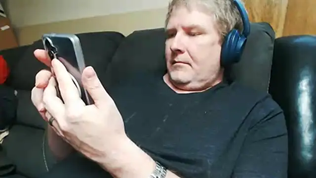 Snapshot of BrisonChase chatting on July 22, 5:05 pm BrisonChase online show from July 22, 5:05 pm