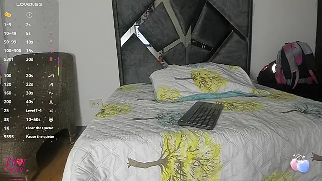 Vahiolet smith online show from November 7, 3:28 am