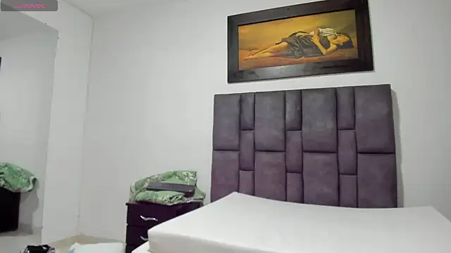 Vahiolet smith online show from April 14, 3:12 am