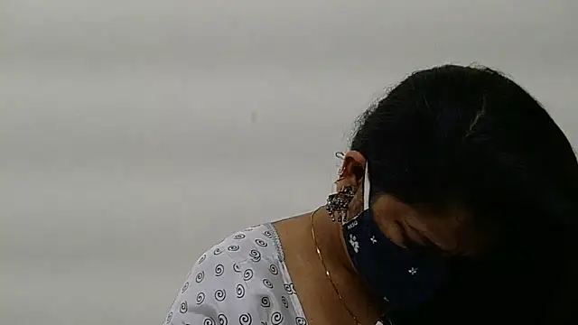 payal sharma1 online show from February 15, 5:20 pm