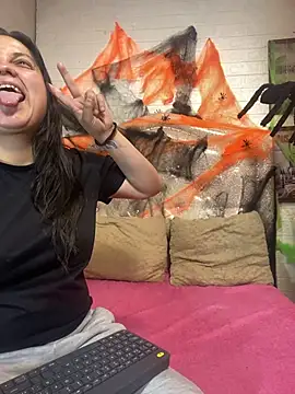 KataleyaStiward online show from October 28, 12:52 pm