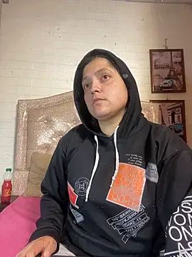 KataleyaStiward online show from November 5, 12:38 pm