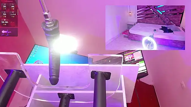 SofiRey  online show from May 15, 1:40 pm